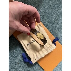 Louis Vuitton Monogram Bracelet Brand New Size 19
